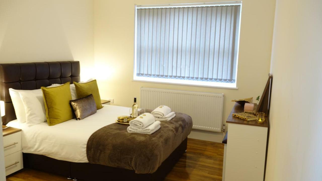 Appartement Luxury 2 Bed 2 Bath - Free Parking - 5Min To Airport - Sleeps 6 à Ashford  Extérieur photo